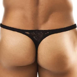 String Classique Dentelle Noire